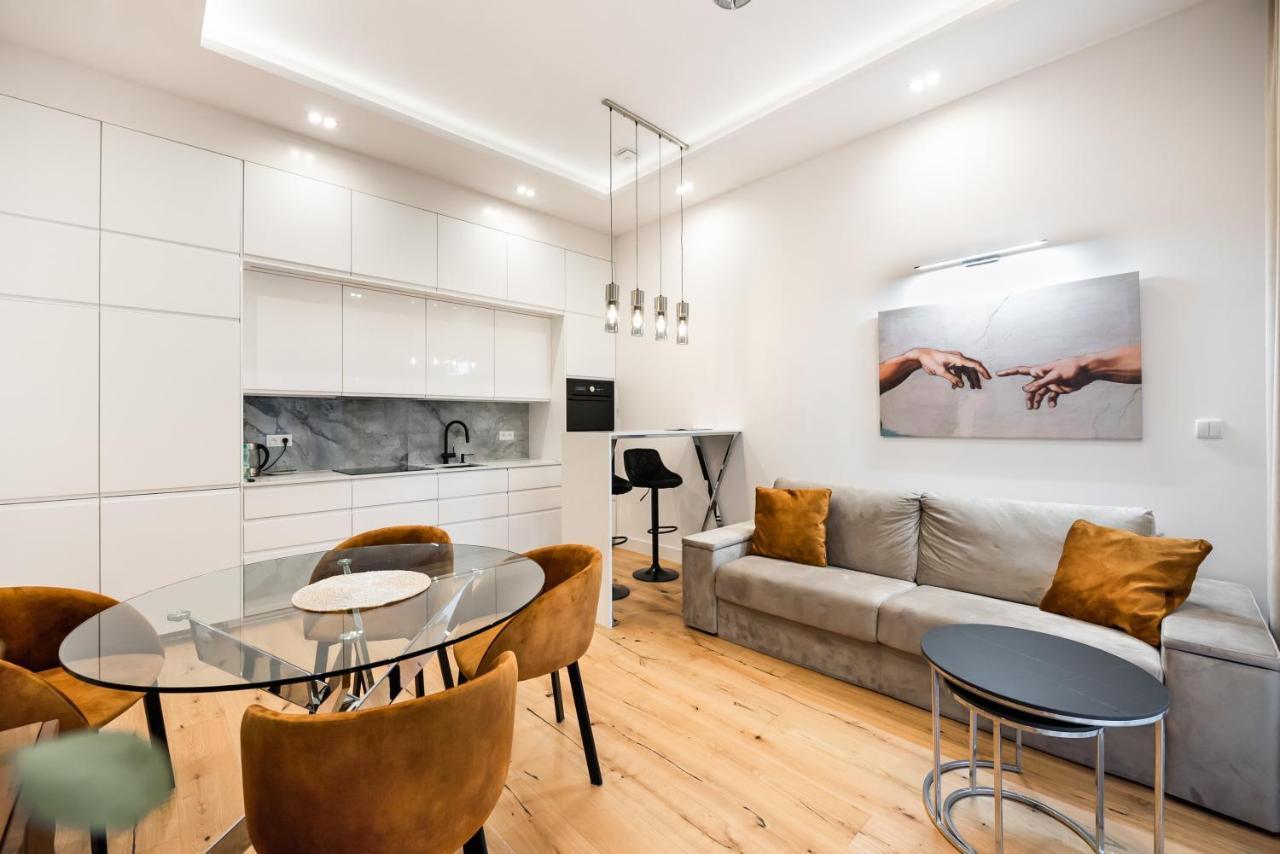 Zlota Sophisticated Apartment Varsovie Extérieur photo