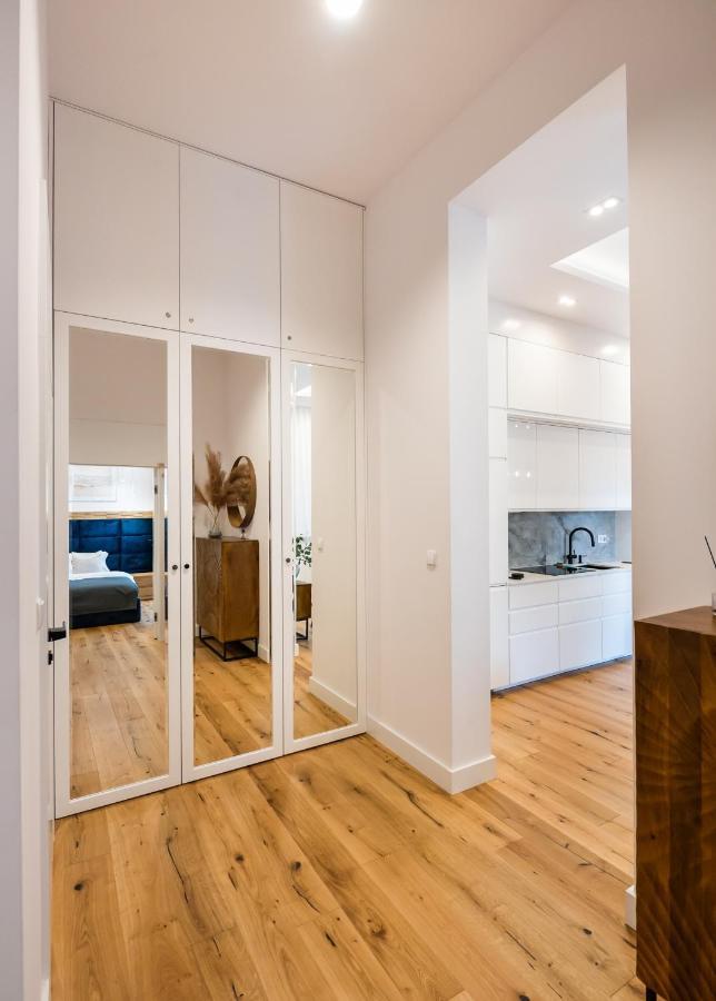 Zlota Sophisticated Apartment Varsovie Extérieur photo