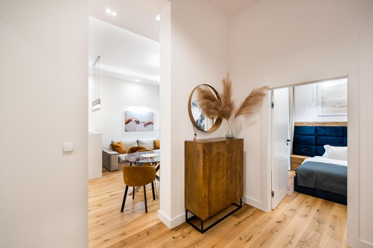 Zlota Sophisticated Apartment Varsovie Extérieur photo
